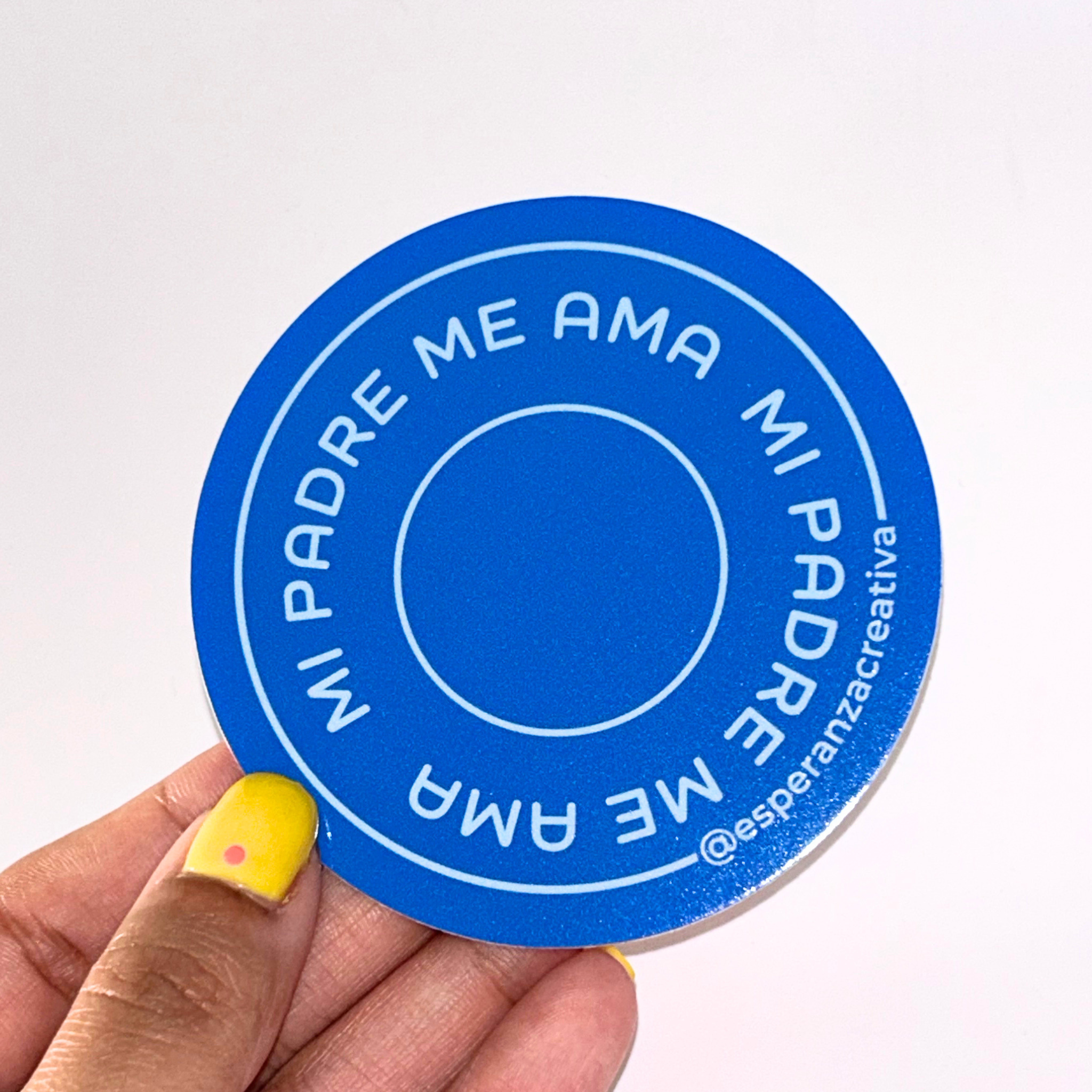 STICKER MI PADRE ME AMA