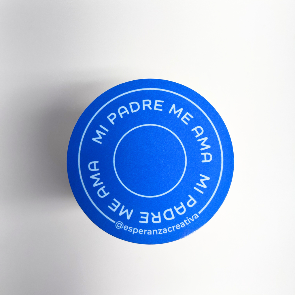 STICKER MI PADRE ME AMA