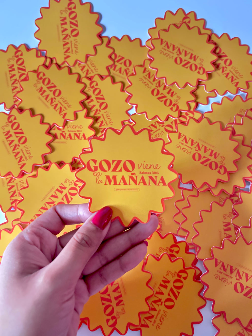 STICKER GOZO VIENE EN LA MAÑANA